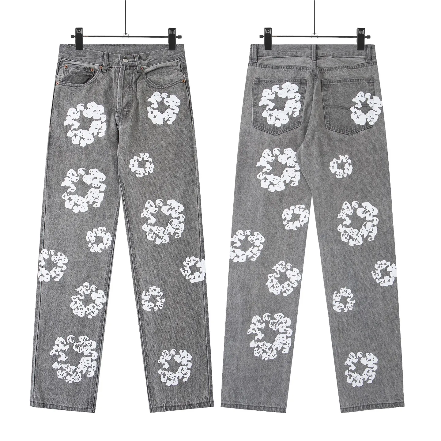 #8197 P220💰 DENIM TEARS Kapok American niche brand printed washed straight jeans. Produced by a major washed factory. Full of high-end feel. Knee part destroyed design with patchwork design. Already used as facade design. Leather waist nameplate. The focus of this style is not on washing, but on the destroyed shape and version. The secret lies in the craftsmanship of the master. The cost of post-production grinding, machining, knife cutting, etc. is far beyond comparison with assembly line products. Color: black, blue, gray. Size: 28-36 (corresponding to S-XXL)